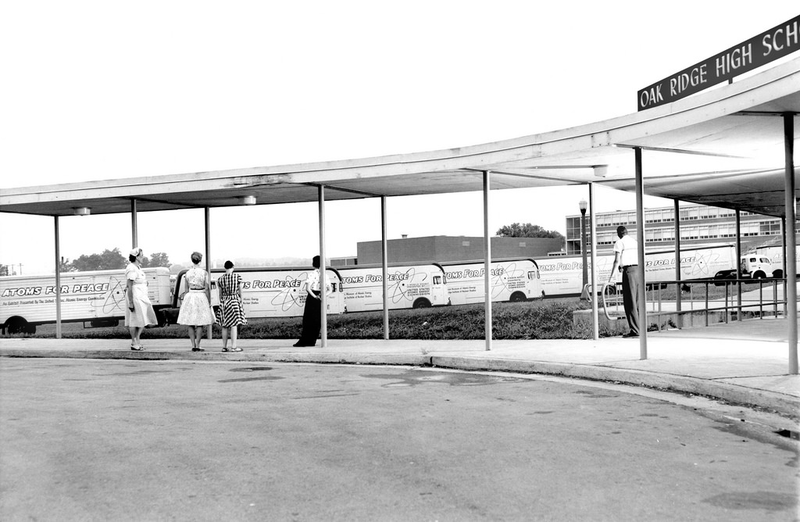 Illustration for article titled Extraordinary Photos of Everyday Life in Oak Ridge, the Secret City